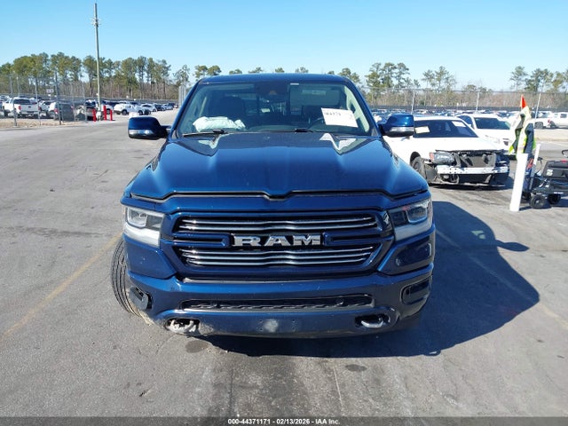 44371171 :رقم المزاد ، 1C6SRFJT8NN184678 vin ، 2022 Ram 1500 Laramie  4x4 5'7 Box مزاد بيع