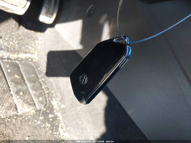 2023 VOLKSWAGEN GOLF GTI WVWRA7CD0PW134607 Photo 10