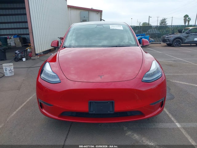 7SAYGDEF0NF394825 Tesla Model Y Performance Dual Motor All-wheel Drive