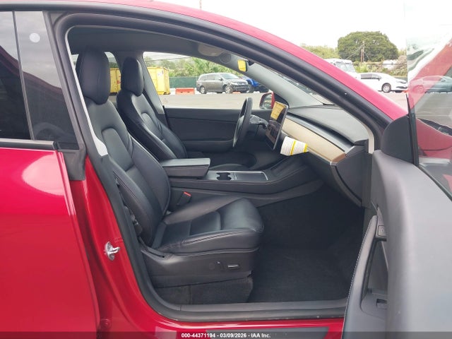 2022 TESLA MODEL Y 7SAYGDEF0NF394825 Photo 4