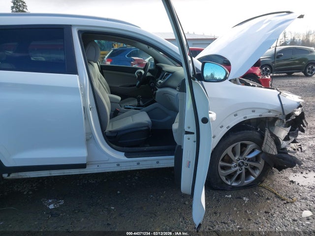 Hyundai TUCSON SEL 2018 KM8J3CA41JU727748 Image 5