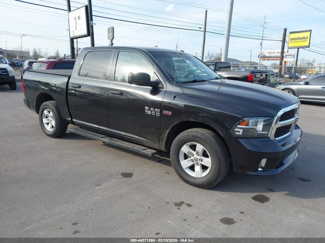 2017 RAM 1500 3C6RR6KT1HG598900