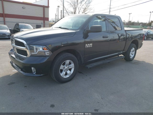 2017 RAM 1500 3C6RR6KT1HG598900 Photo 1