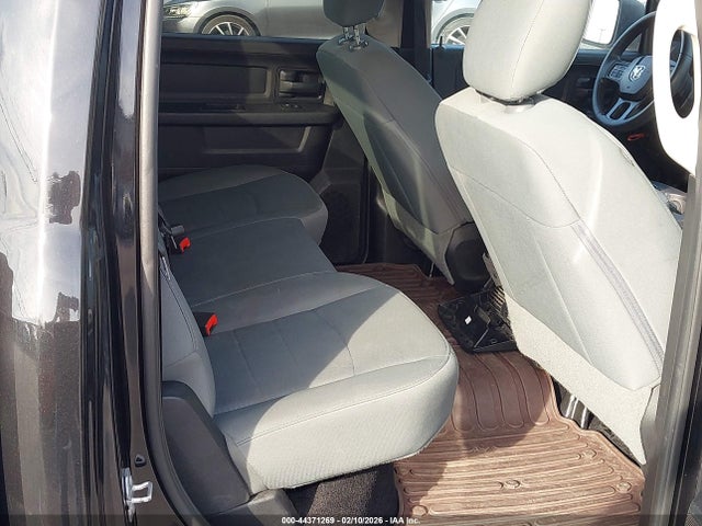 2017 RAM 1500 3C6RR6KT1HG598900 Photo 7