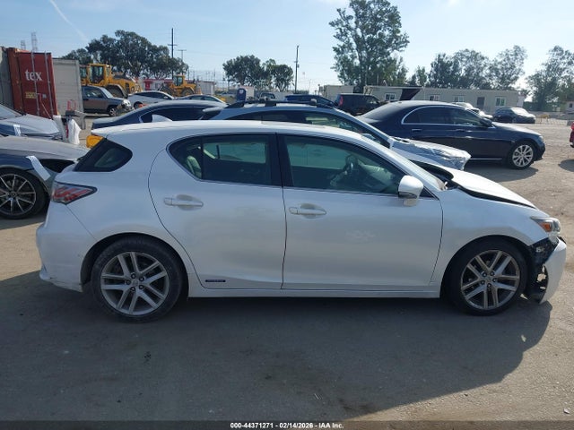 Продажа на аукционе авто 2015 Lexus Ct 200h, vin: JTHKD5BH7F2225220, номер лота: 44371271