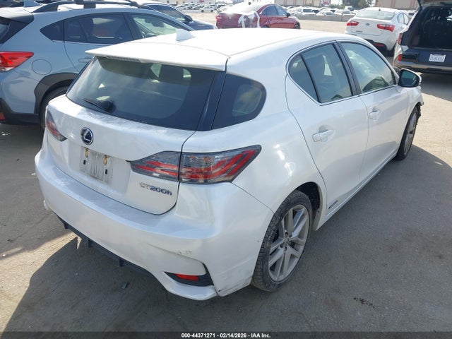 Продажа на аукционе авто 2015 Lexus Ct 200h, vin: JTHKD5BH7F2225220, номер лота: 44371271