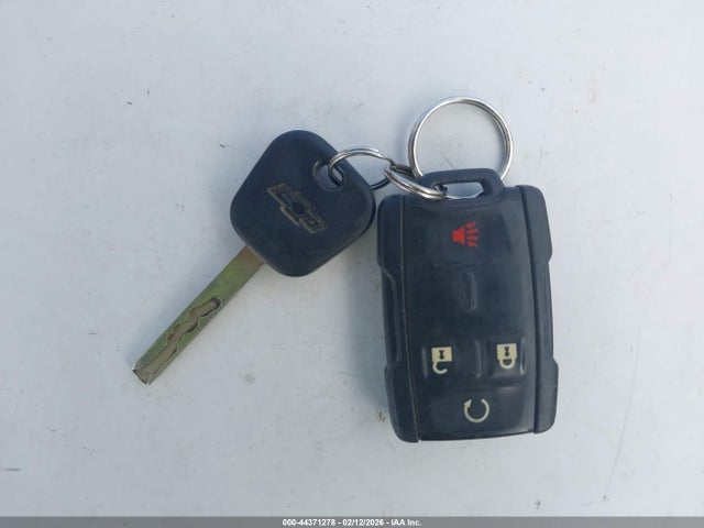 3GCUKREC1JG447310 Chevrolet Silverado 1500 2lt