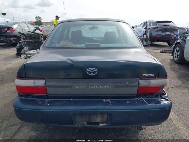 44371281 :رقم المزاد ، 1NXBA02E6VZ641860 vin ، 1997 Toyota Corolla Ce مزاد بيع