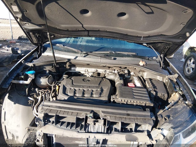 44371298 :رقم المزاد ، 3VV0B7AX5JM106944 vin ، 2018 Volkswagen Tiguan 2.0t S مزاد بيع