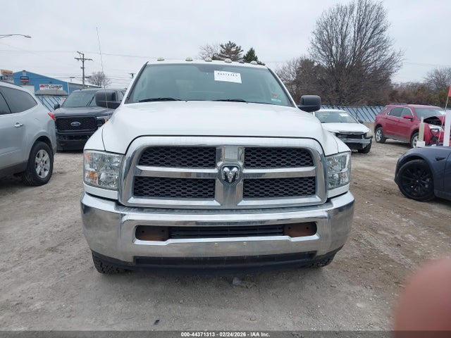 Продажа на аукционе авто 2016 Ram 2500 Tradesman, vin: 3C6UR4CJ0GG340636, номер лота: 44371313