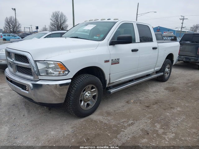 Продажа на аукционе авто 2016 Ram 2500 Tradesman, vin: 3C6UR4CJ0GG340636, номер лота: 44371313
