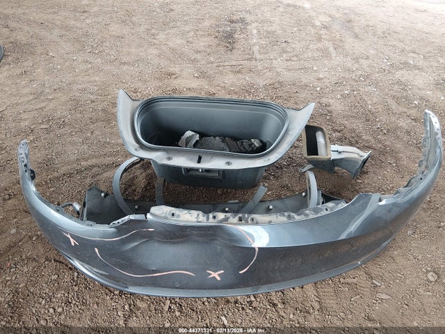 5YJYGDEF9LF005044 Tesla Model Y