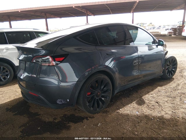 5YJYGDEF9LF005044 Tesla Model Y