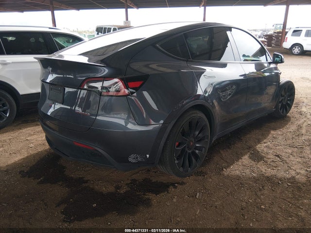 5YJYGDEF9LF005044 Tesla Model Y