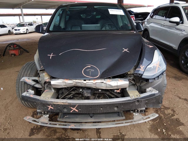 5YJYGDEF9LF005044 Tesla Model Y