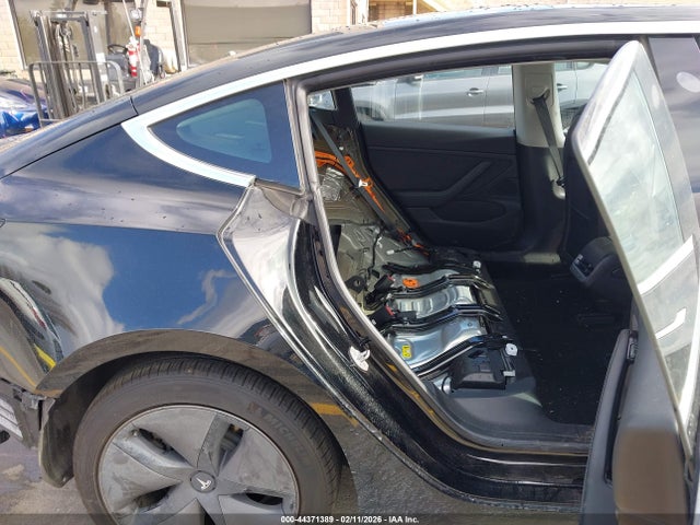 2018 TESLA MODEL 3 5YJ3E1EA9JF151671 Photo 7