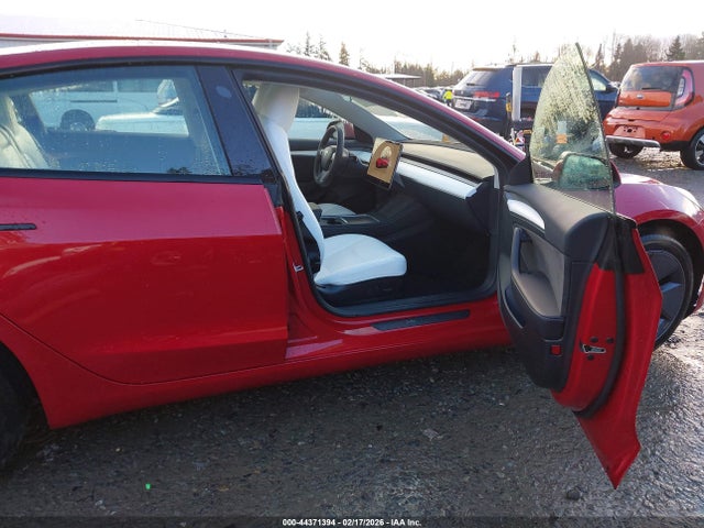 2023 TESLA MODEL 3 5YJ3E1EA2PF467325 Photo 4