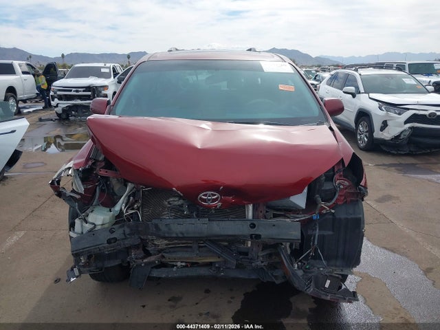 Toyota Sienna Se 8 Passenger 2014 5TDXK3DCXES508740 Image 13