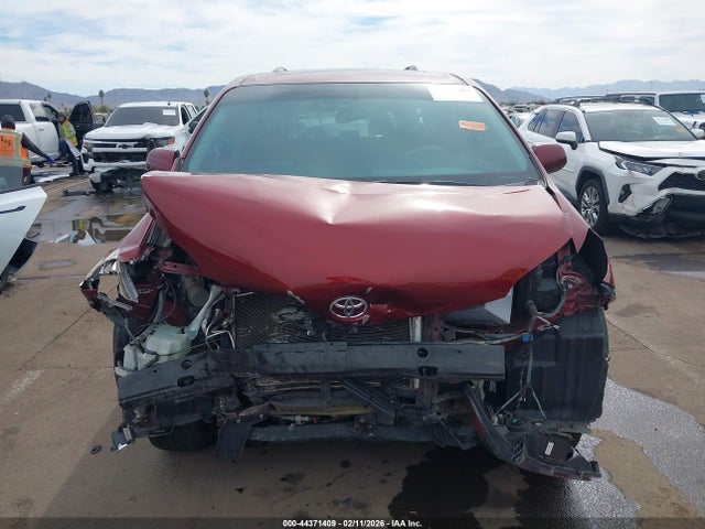 Toyota Sienna Se 8 Passenger 2014 5TDXK3DCXES508740 Image 6