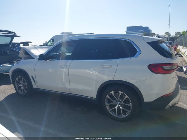5UXCR6C54KLL39129 BMW X5 Xdrive40i