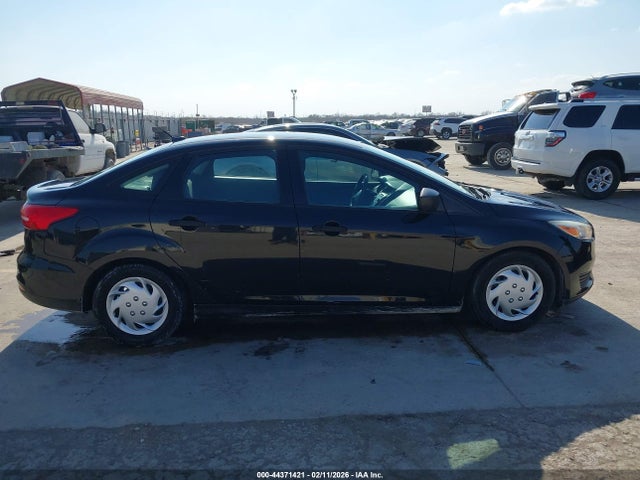 Ford FOCUS S 2015 1FADP3E26FL363439 Image 13