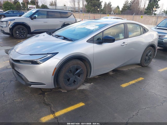 JTDACAAU8S3064825 Toyota Prius Le