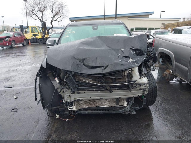 1GNERKKW3KJ118444 Chevrolet Traverse Premier