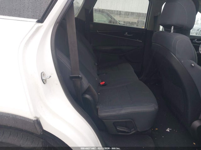 5XYPG4A51HG283462 KIA Sorento 3.3l Lx