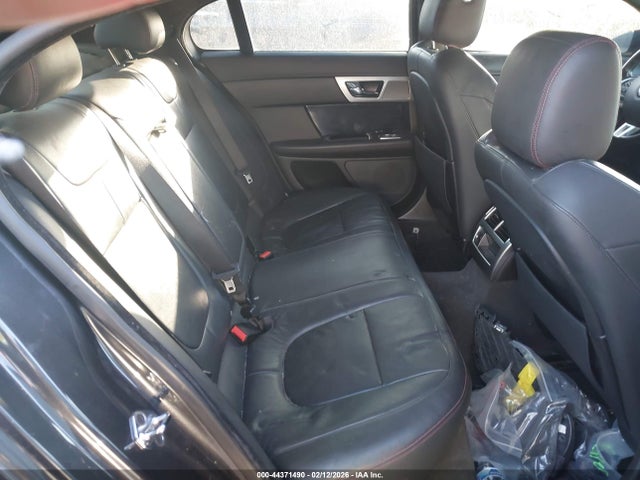 2015 JAGUAR XF SAJWA0F78F8U75886 Photo 7
