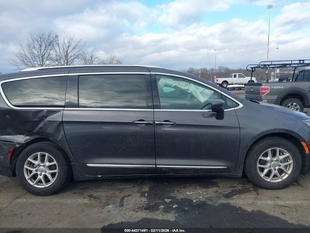 Aukcja sprzedaży 2020 Chrysler Pacifica Touring L, vin: 2C4RC1BG2LR106538, numer aukcji: 44371491