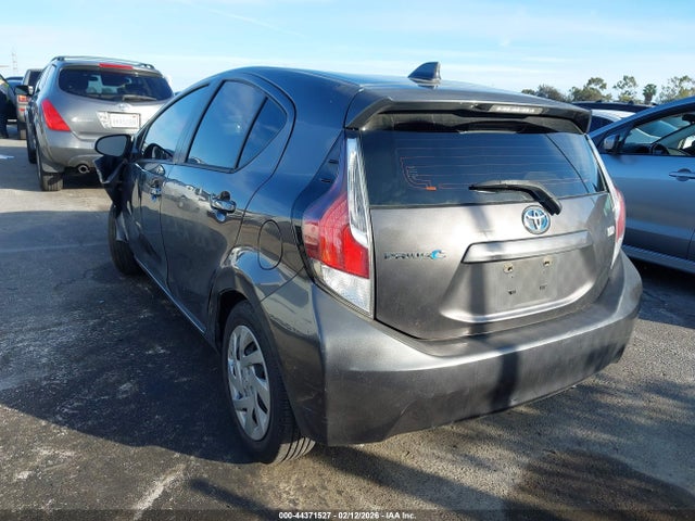 JTDKDTB37F1095035 Toyota Prius C One