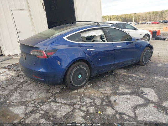 Продажа на аукционе авто 2020 Tesla Model 3 Standard Range Plus Rear-wheel Drive/standard Range Rear-wheel Drive, vin: 5YJ3E1EA9LF662431, номер лота: 44371595