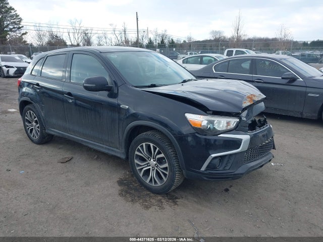 2018 MITSUBISHI OUTLANDER SPORT JA4AR3AU2JZ034347 Photo 0