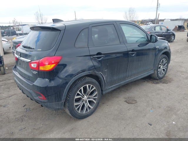 2018 MITSUBISHI OUTLANDER SPORT JA4AR3AU2JZ034347 Photo 3