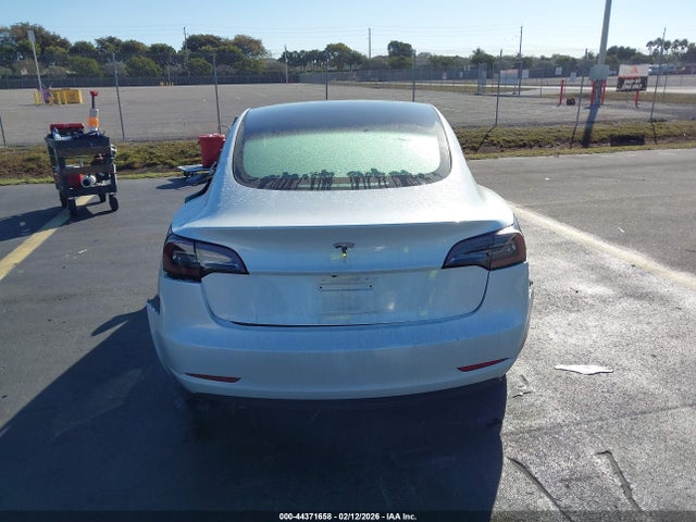 44371658 :رقم المزاد ، 5YJ3E1EA8PF437617 vin ، 2023 Tesla Model 3 Rear-wheel Drive مزاد بيع
