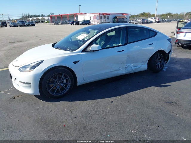44371658 :رقم المزاد ، 5YJ3E1EA8PF437617 vin ، 2023 Tesla Model 3 Rear-wheel Drive مزاد بيع