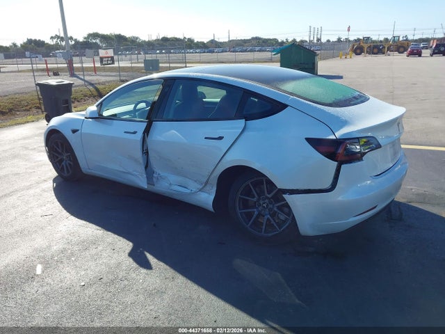 44371658 :رقم المزاد ، 5YJ3E1EA8PF437617 vin ، 2023 Tesla Model 3 Rear-wheel Drive مزاد بيع