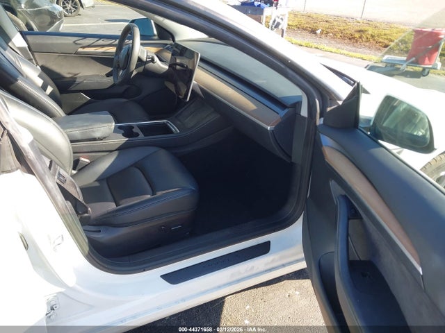 44371658 :رقم المزاد ، 5YJ3E1EA8PF437617 vin ، 2023 Tesla Model 3 Rear-wheel Drive مزاد بيع