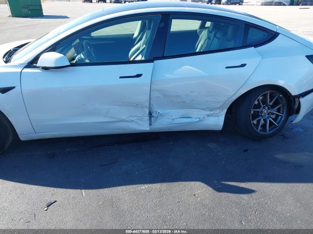 44371658 :رقم المزاد ، 5YJ3E1EA8PF437617 vin ، 2023 Tesla Model 3 Rear-wheel Drive مزاد بيع