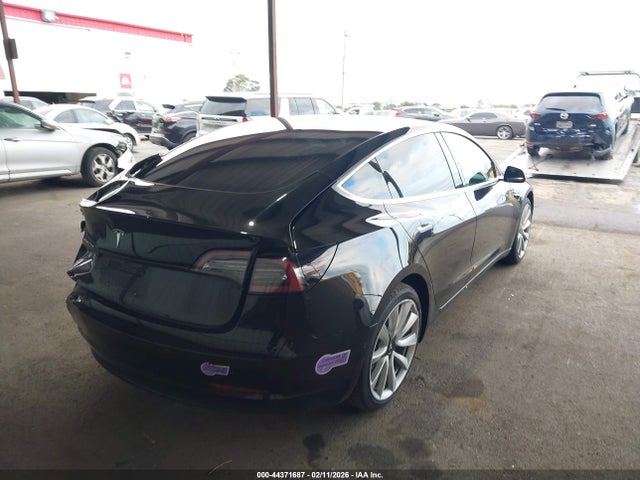 2018 TESLA MODEL 3 5YJ3E1EA0JF179441 Photo 3