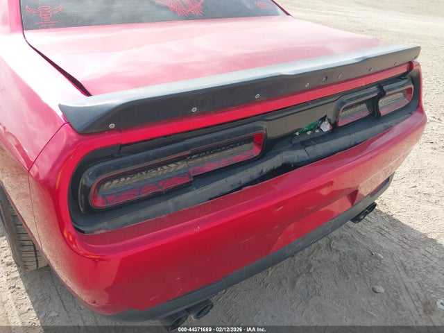 2C3CDZAG8JH276445 Dodge Challenger Sxt