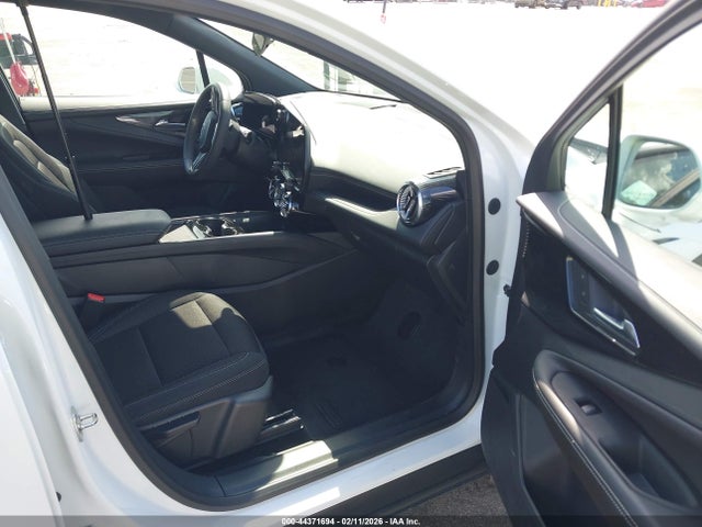 2025 CHEVROLET BLAZER EV 3GNKDBRM4SS254277 Photo 4