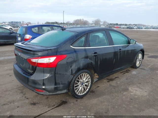 Ford Focus Titanium 2014 1FADP3J26EL168008 Image 4