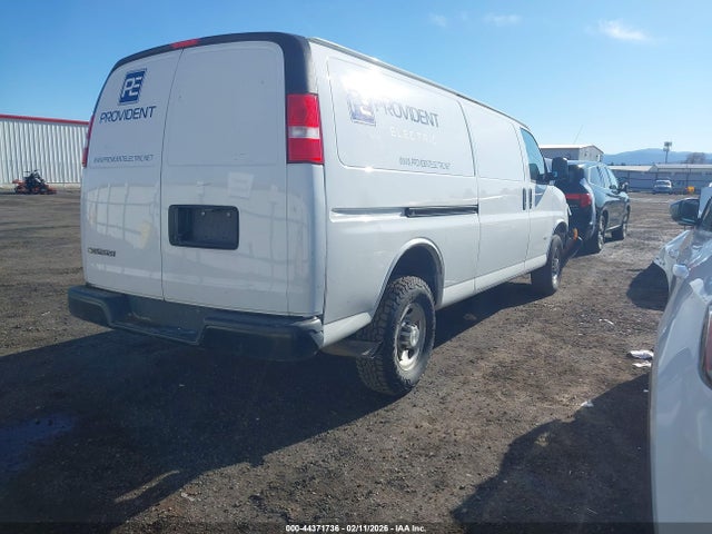 44371736 :رقم المزاد ، 1GCWGBF10M1205531 vin ، 2021 Chevrolet Express Cargo Rwd 2500 Extended Wheelbase Wt مزاد بيع