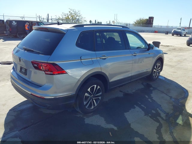 3VV1B7AX8NM118788 Volkswagen Tiguan 2.0t S