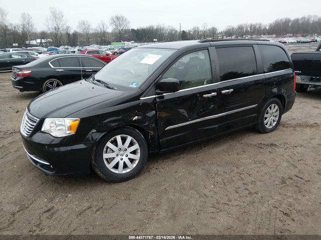 Продажа на аукционе авто 2015 Chrysler Town & Country Touring, vin: 2C4RC1BG7FR539289, номер лота: 44371767