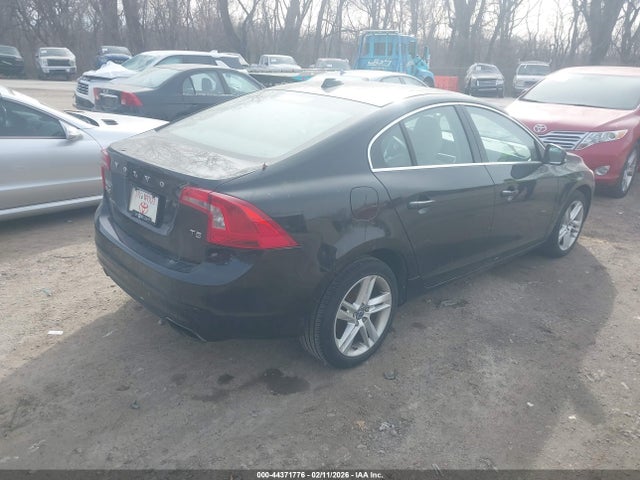 2015 VOLVO S60 YV140MFB7F1313710 Photo 3