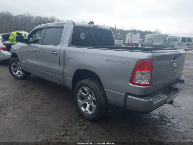 2022 RAM 1500 1C6RRFFG3NN375399 Photo 2