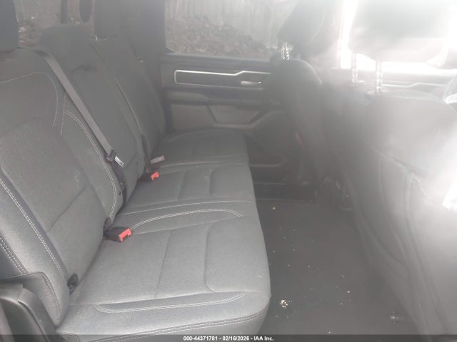 2022 RAM 1500 1C6RRFFG3NN375399 Photo 7