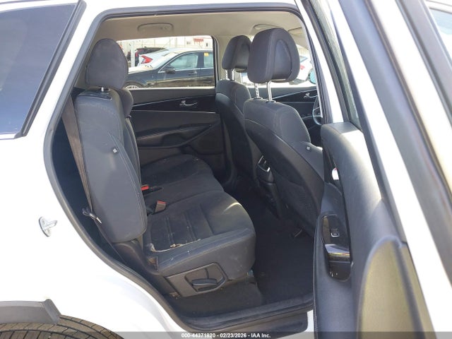 5XYPG4A37GG102443 KIA Sorento 2.4l Lx